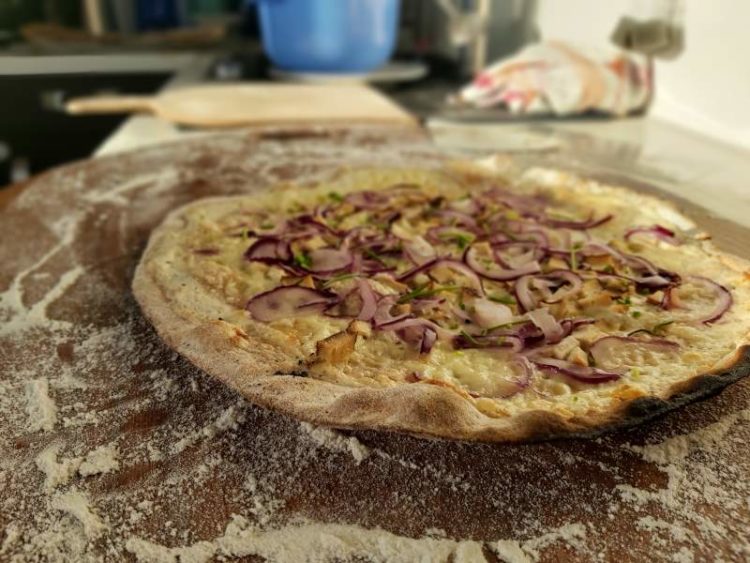 Dieser Vollkorn Flammkuchen schlägt alle Flammkuchen-Rezepte ...